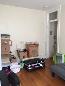 Brookline Apartment for rent 1 Bedroom 1 Bath  Washington Square - $2,400 No Fee