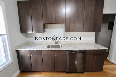 Dorchester/south Boston Border 4 Bed 2 Bath BOSTON Boston - $3,300 No Fee
