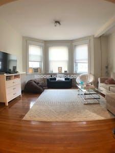 Brookline 4 Beds 2 Baths Boston University  Boston University - $6,800 No Fee