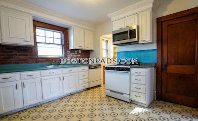 Brighton Apartment for rent 3 Bedrooms 1 Bath Boston - $2,900